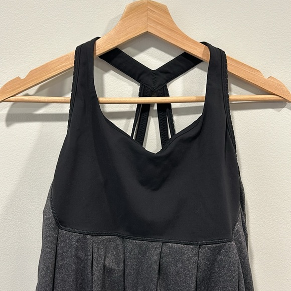 Lululemon Athletica Tank Size 8 - Picture 2 of 4